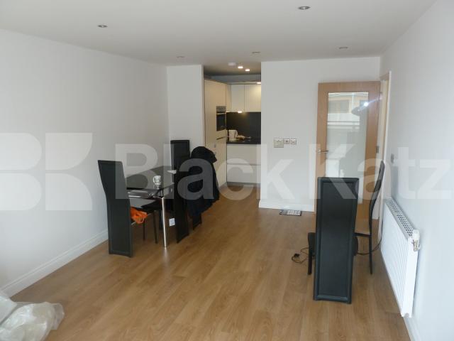 			2 Bedroom, 1 bath, 1 reception Apartment			 Findlay House, Campbell Rd, BOW